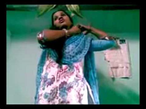 desi village aunty mms|Desi Village girl Viral Oyo MMS full hard Fucked by boyfriend..